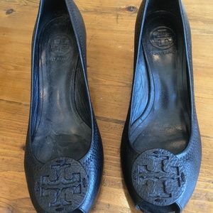 Tory Burch size 8 wedge leather heel
